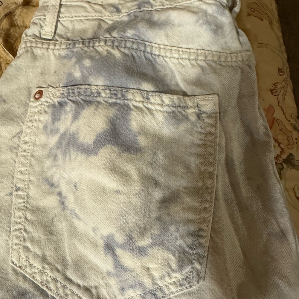 Pilcro and the Letterpress Blue and White Bleach Tye Dye Cropped Jeans - Picture 7 of 15